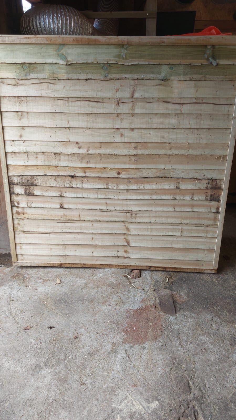 Extra Heavy Duty Waney Lap Panels